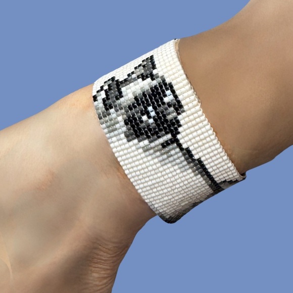 Siamese Cat Beaded Loom Cuff Bracelet, Adjustable 6.6 to 8.6” - Hand Crafted - Picture 3 of 8
